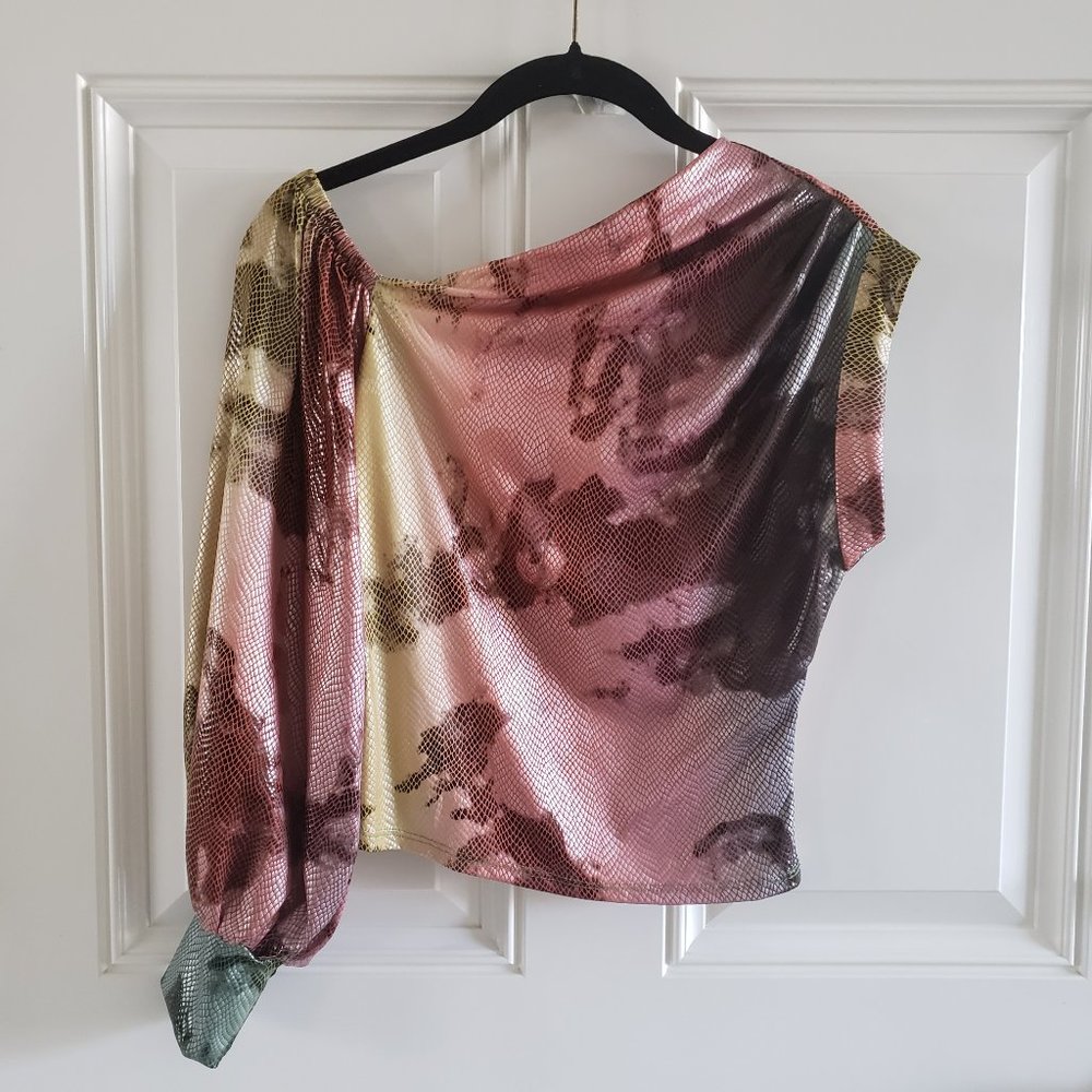 WIN WIN Two Type Sleeves Metallic Snake Print Multicolor Top SZ S